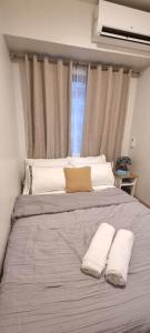 Shore 3 Residences Mall of Asia Pool view Netflix free wifi