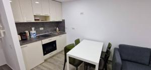 OLIMP Sea View Apartments - The Sunny Apartment