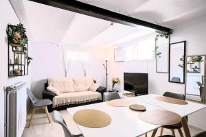 vélodrome F4 dans villa 5 lits parking et piscine partagee