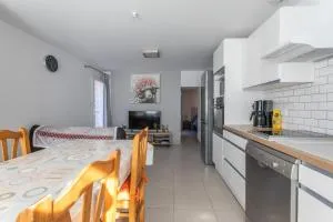 Le bélier 2nd étage avec balcon au centre ville d'Embrun - 莱索尔