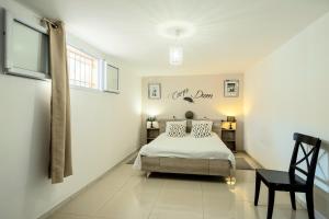 vélodrome F4 dans villa 5 lits parking et piscine partagee