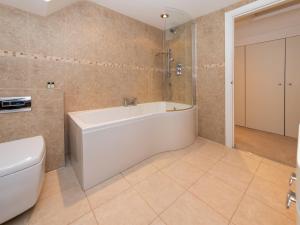 Modern 3 Bedroom with Garden in Reading - Pass the Keys