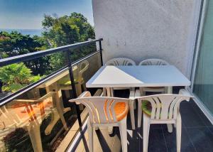 Skol 316. Attractive 1 Bedroom Duplex Apartment with Sea View in Skol Marbella.