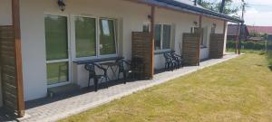 Willa Wieniotowo Apartamenty przy lesie i plaży Ap am Wald und Strand