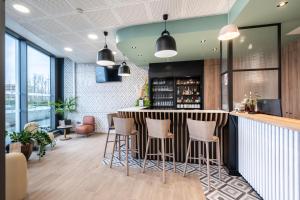 Hotels B&B HOTEL Lille Grand Stade : photos des chambres