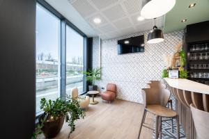 Hotels B&B HOTEL Lille Grand Stade : photos des chambres