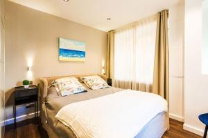 Appartements LE MAY AP4338 By Riviera Holiday Homes : photos des chambres