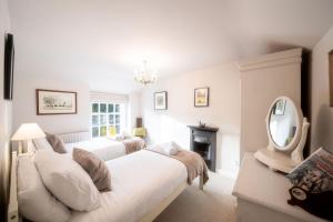 Host & Stay - White House