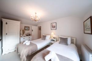 Host & Stay - White House