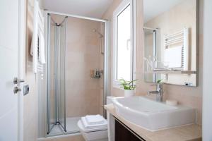 One-Bedroom Apartment with Balcony room in Eric Vökel Boutique Apartments - Gran Vía Suites