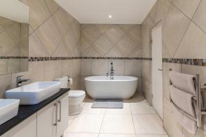 Hermanus Beach House at CShine