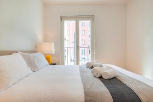 Unique Belém 1BDR Apartment by LovelyStay