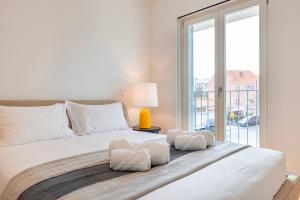 Unique Belém 1BDR Apartment by LovelyStay