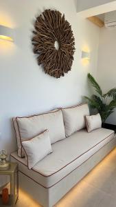 Thealos Santorini ( close to square)