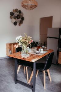 Appartements Gite avec spa Les Hauts de Monsegu : photos des chambres