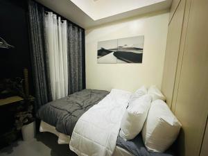 THEOS SUITE1 @TheGrassResidences