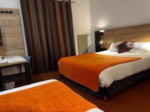 Hotels Hotel Lacour : photos des chambres