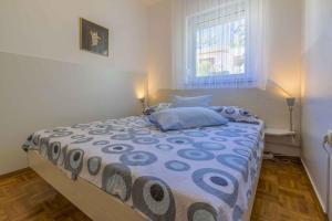 One-Bedroom Apartment in Crikvenica XI