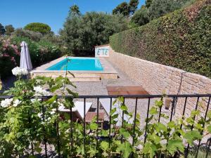 Villas Mas Chamarel a Sanary-sur-Mer au milieu des vignes et oliviers : photos des chambres