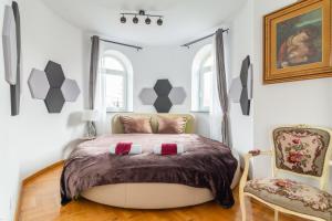 THE CASTLE - Free Parking - Self Check In