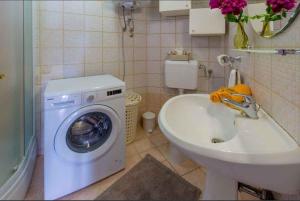 Apartment in Crikvenica 39160