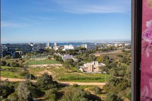 Apartment Palmira, 2 Bedrooms, Alvor. Fabulous views!