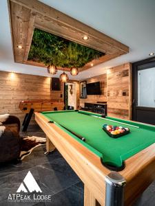 Chalets ATPeak Lodge Maison de Montagne d'exception : photos des chambres