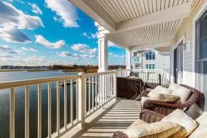 Laguna Bay - 37292 Lighthouse #201 - Swann Keys