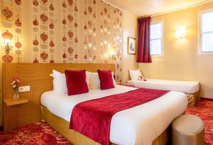 Hotel Romance Malesherbes by Patrick Hayat