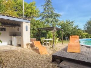 Maisons de vacances Charming cottage with stunning views in culture rich southern France : Maison de Vacances 3 Chambres 