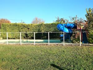 Maisons de vacances Vintage Holiday Home in Lusignac with Pool : Maison de Vacances 3 Chambres 