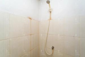 RedLiving Apartemen Green Lake View Ciputat - Hanna Property Tower B