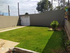 Casa acolhedora, bem aconchegante com piscina.