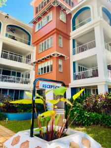 BeachView Apartments at Villa Paradiso