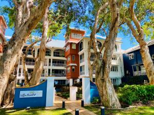 BeachView Apartments at Villa Paradiso