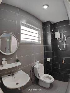 Prima Guest House - Puncak Alam Homestay Mus-lim friendly