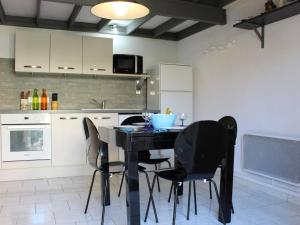 Maisons de vacances Maison Dolus-d'Oleron, 3 pieces, 4 personnes - FR-1-246A-388 : photos des chambres