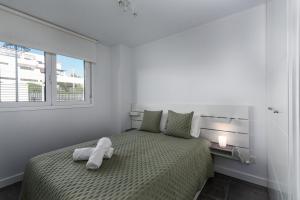 Célere Doña Julia by Lydia