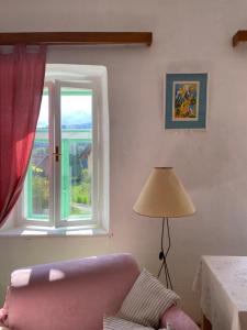 HIŠA VELIKANKA_Giantess 