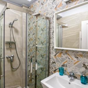 Aquarium Residence Economy 5