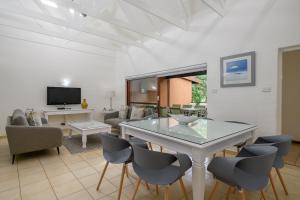 San Lameer Villa 2605 - 3 Bedroom Classic - 6 pax - San Lameer Rental Agency