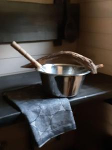 Alapihan Arboretumin vierasmaja ja sauna