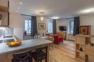 DolomiApartments - Appartamenti Campanil 1 e Campanil 2 - بيلامونتي