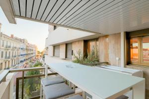 Bright Apartment in Heart of Cannes