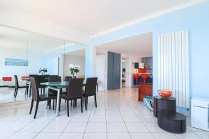 PLAGE Superb bright apartment with sea view & close to Cannes center