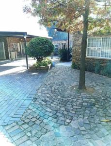 Zonke Bonke Guest House Randburg