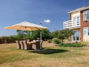 Ridgeway Farmhouse - Feckenham