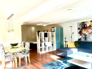 Big appartment in sunny privat garden