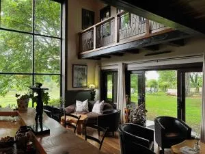 Malachite Manor - Sani Pass