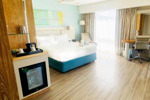 Holiday Inn Mauritius Mon Trésor by IHG